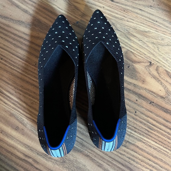 Rothy's Points in "Ivory Dot," black with ivory dots, EUC, size 8 - Picture 5 of 10